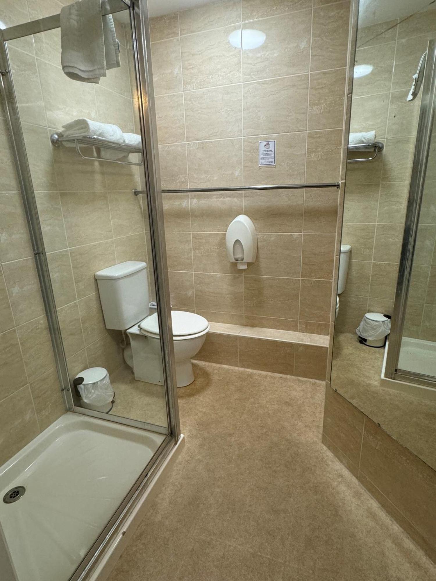 Haddon Hall Hotel WTA WTA Eastbourne Zimmer foto
