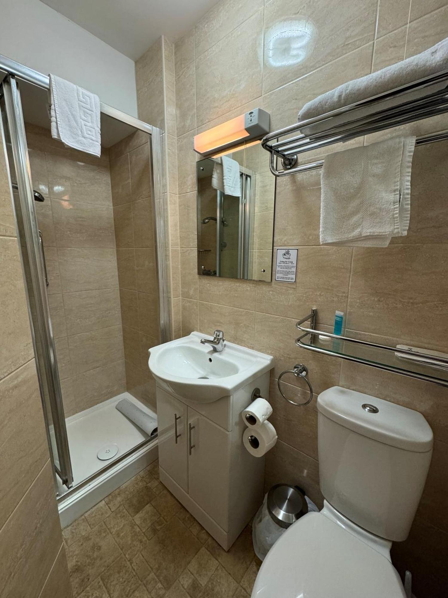 Haddon Hall Hotel WTA WTA Eastbourne Zimmer foto